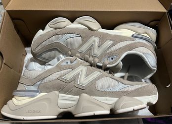 New balance shoes