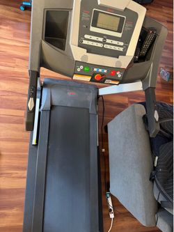 Smart Treadmill with Auto Incline