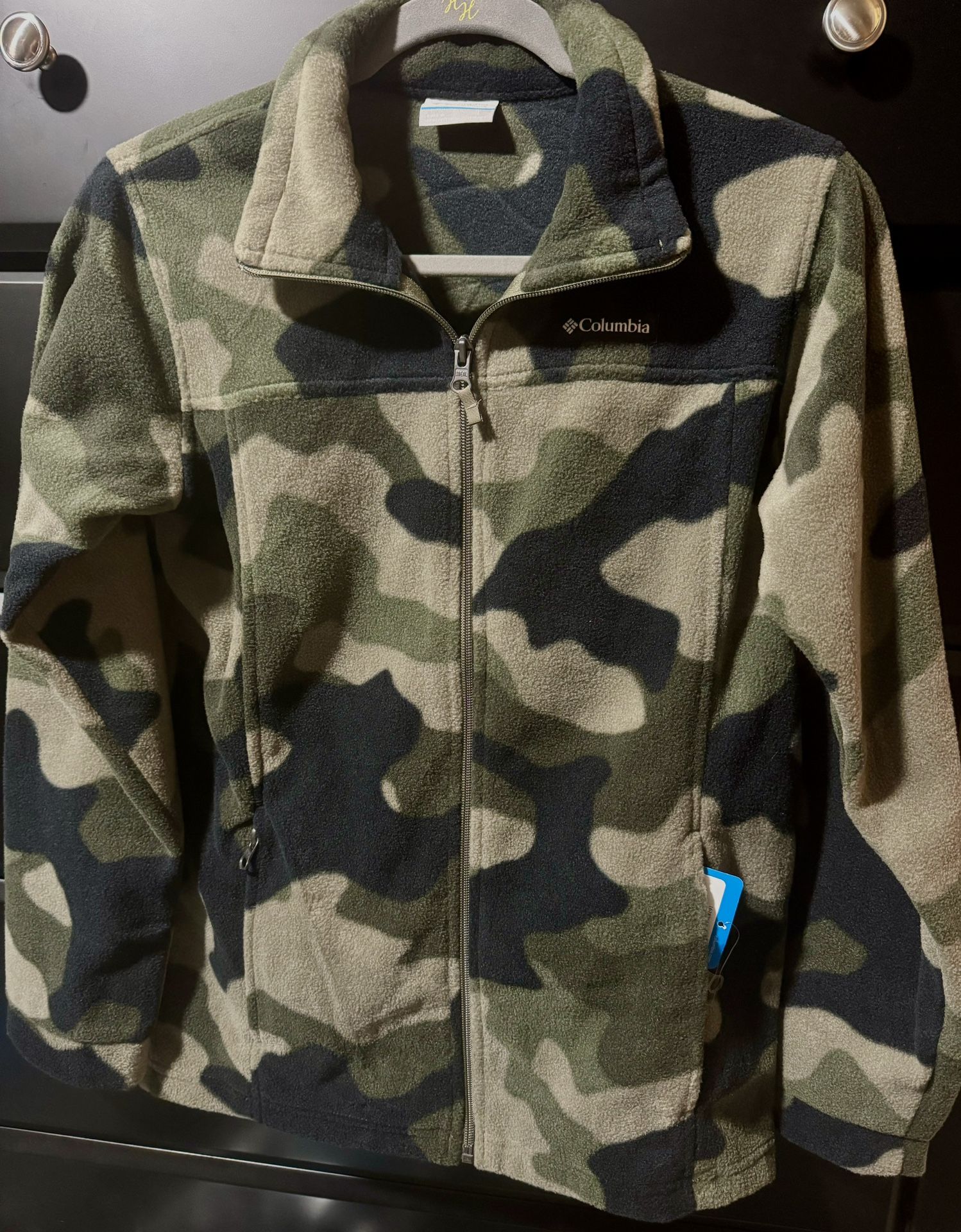 New. Boy’s Youth Size Large (14/16) Columbia Camo Coat Fleece Zip Up Jacket