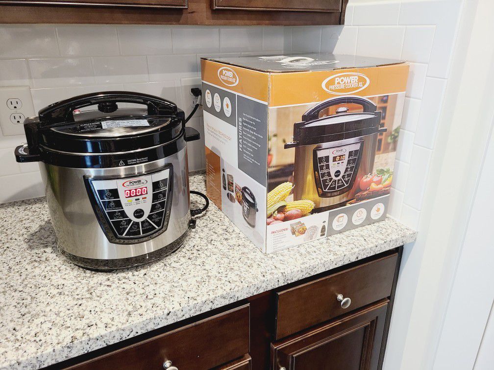 10 Qt Crock Pot Express Pressure Cooker for Sale in Riverside, CA - OfferUp