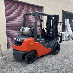 Toyota Forklift 