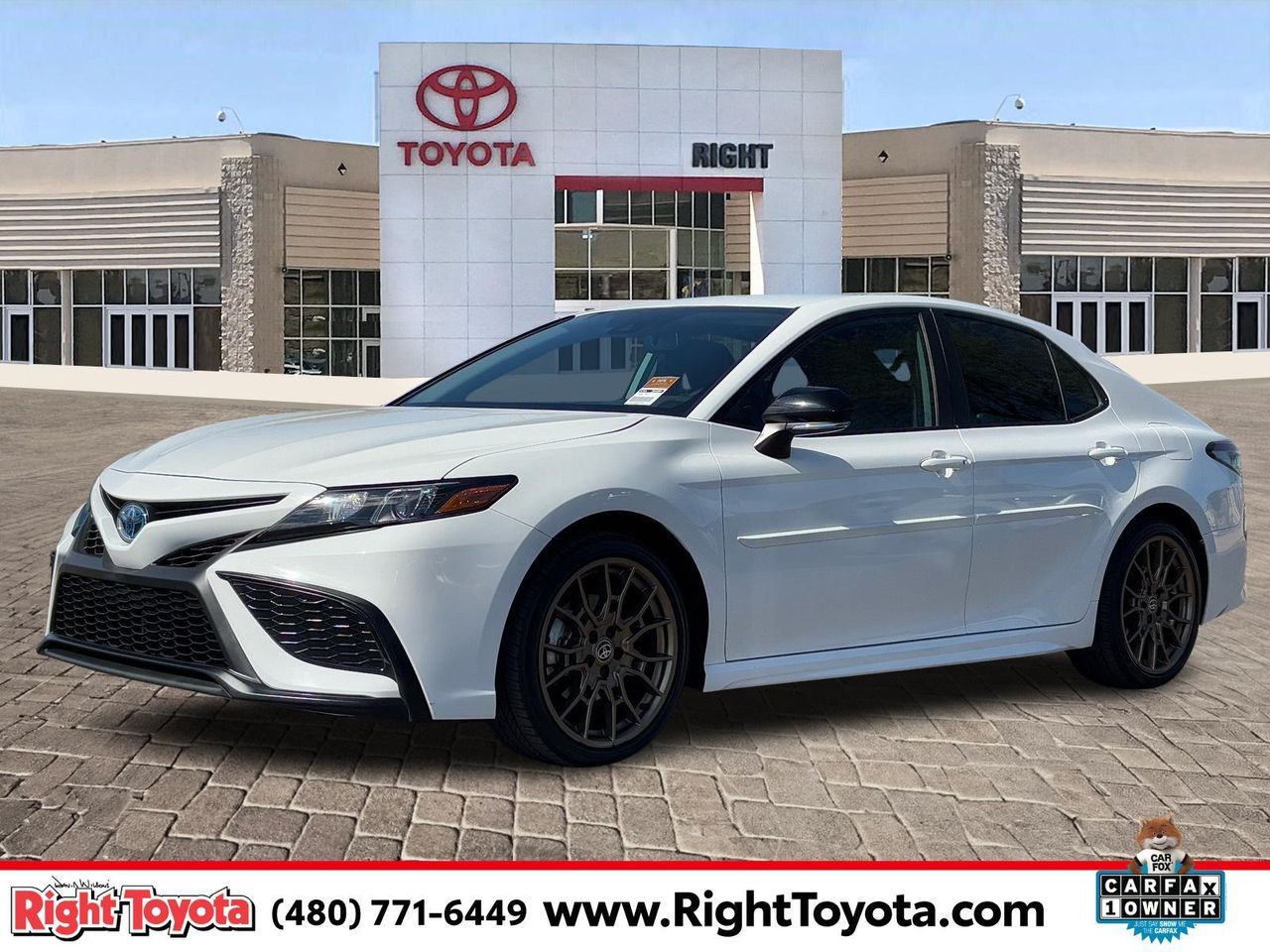 2024 Toyota Camry Hybrid