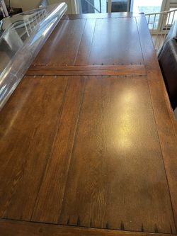 Dinning Table With Two Extra Leaves