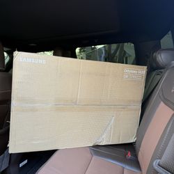 Samsung G8 4k 240hz Monitor 