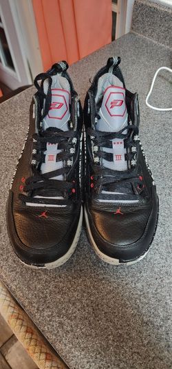 CP3 JORDANS MENS 7.5