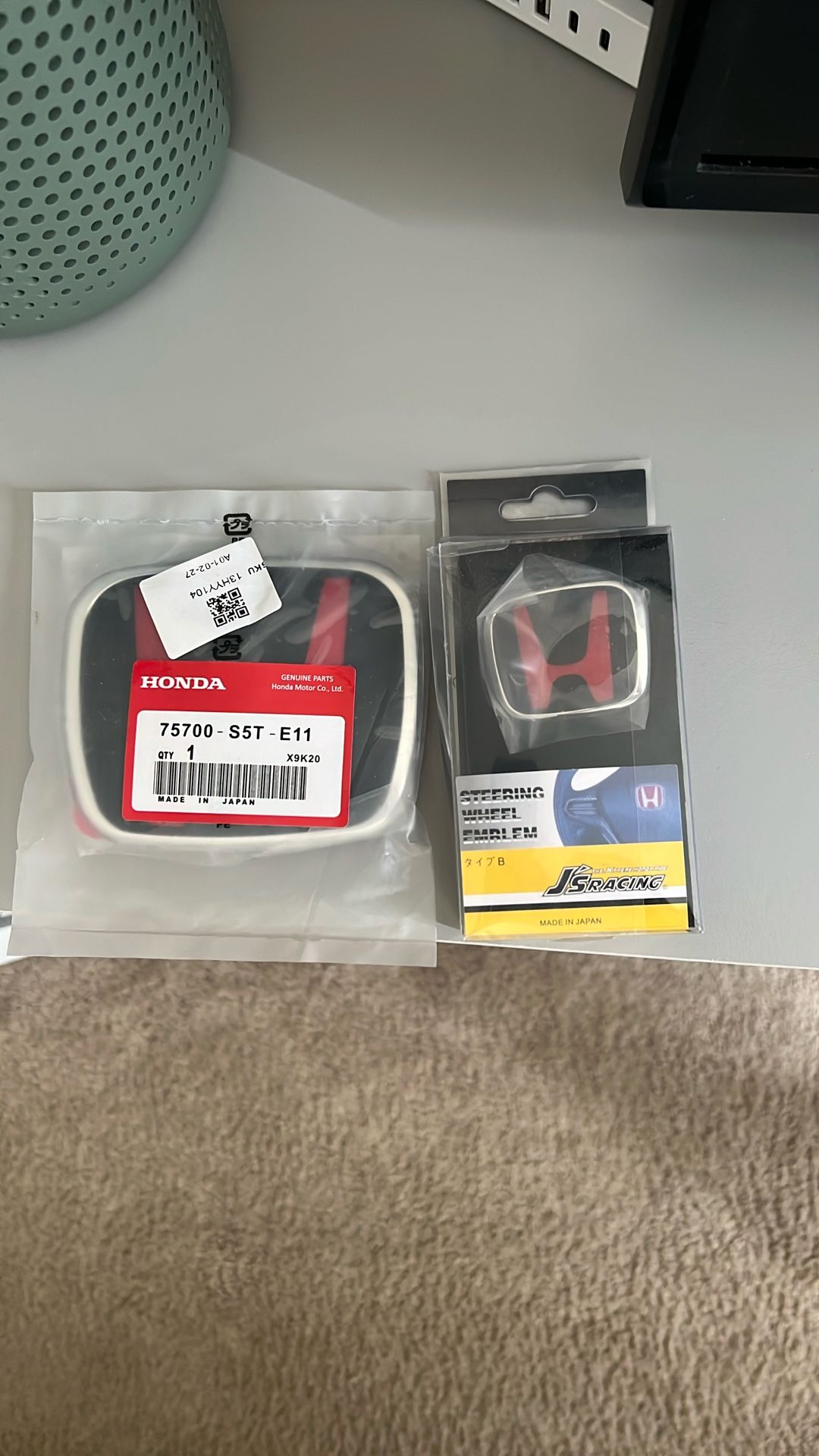 10th Gen Civic Front Grille Emblem And Steering Wheel Emblem
