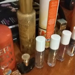 Women's Beauty Please Give Offer I Have These Ideas No Low Balls