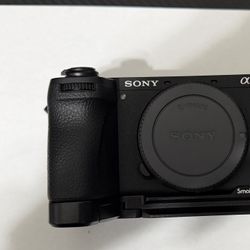 Sony A6700 - Like New