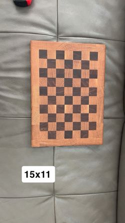 Custom checkered cutting board