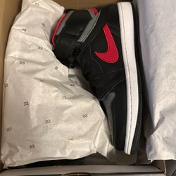 Jordan 1 Hi Flyease Size 9.5 Men’s