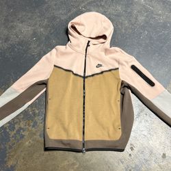 Nike Tech Zipup (Size Medium)