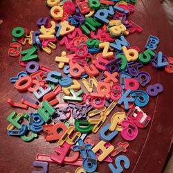 Magnet Letters
