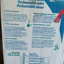 Dehumidifier 45-pint Never used