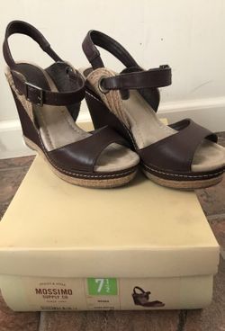 Dark brown and tan wedges size 7 1/2 fits like an 8