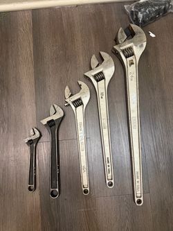 Jumbo RIDGID adjustable wrench set