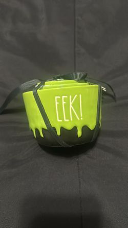 Rae Dunn Measuring cups
