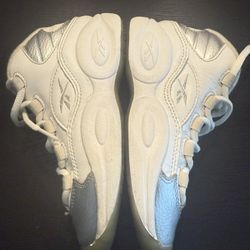 Reebok Question Mid Kids Size 12