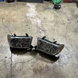 Toyota Tundra, Headlights And Bulb