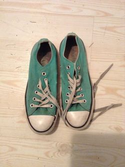 Turquoise converse