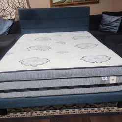 Queen Size Bed 