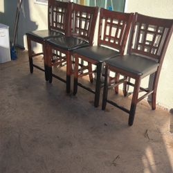4  High Chair No Table 