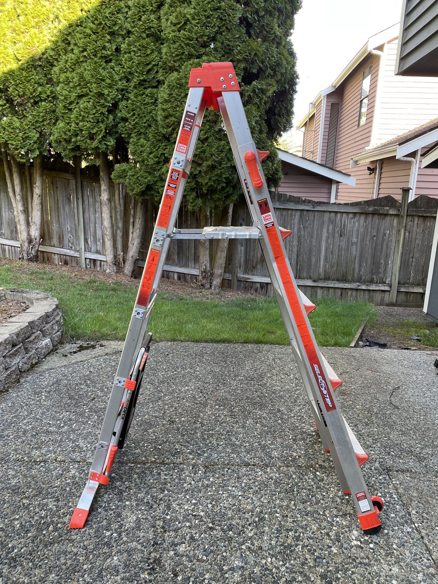 Little Giant Ladder Select Step Aluminum 6-10 Ft 300lbs Rating With Wheels