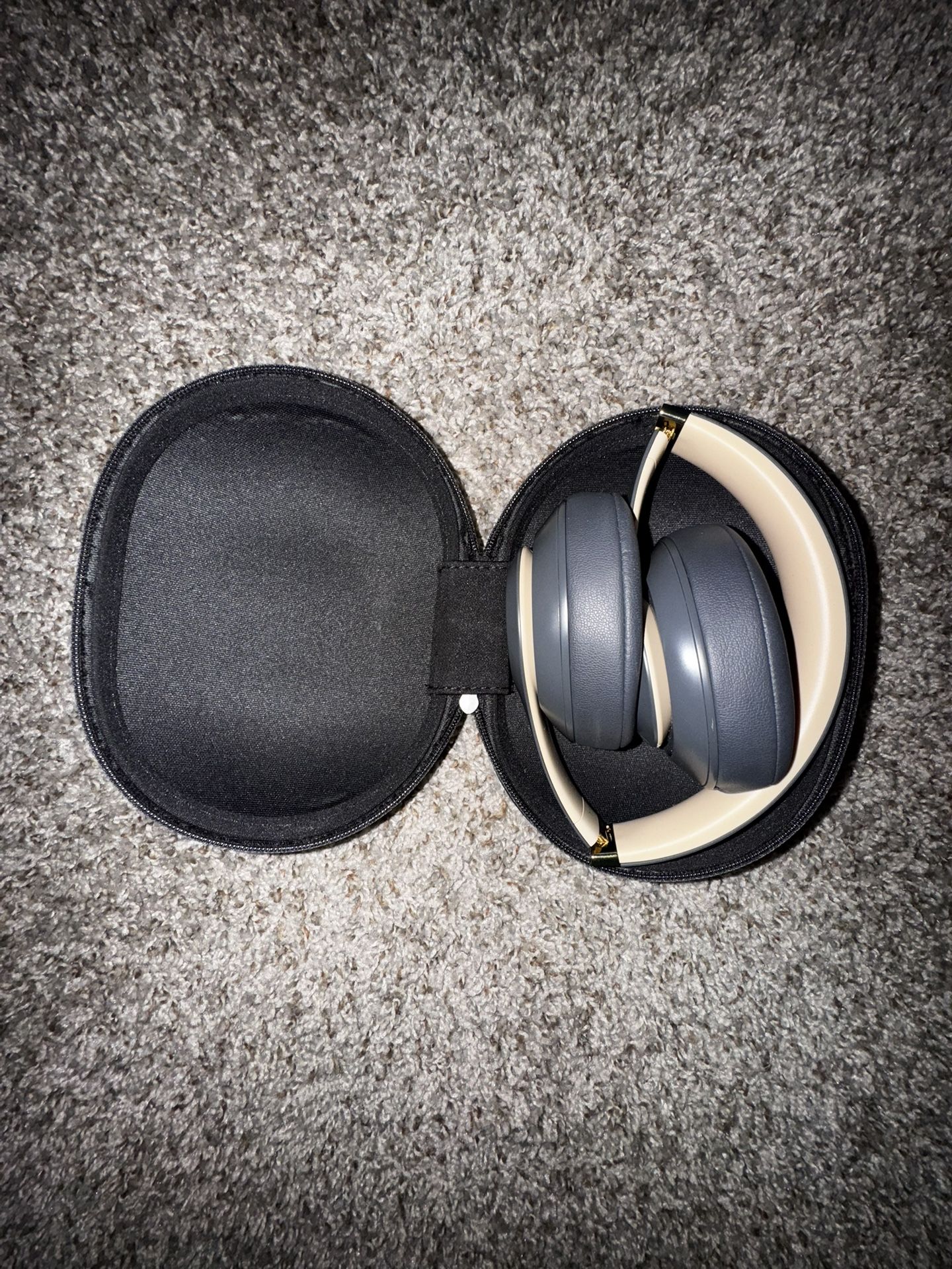 Studio 3 Beats