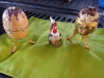 jewelry egg and roster musical box bundle