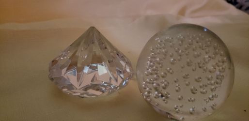 Crystal paper weights