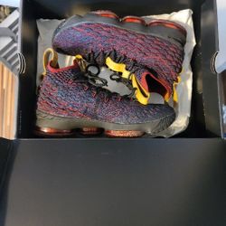 Lebron 15 New Heights Great Cond Sz 9.5