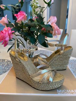 Exclusive New in Box Michael Kors Shoes Fashion Original