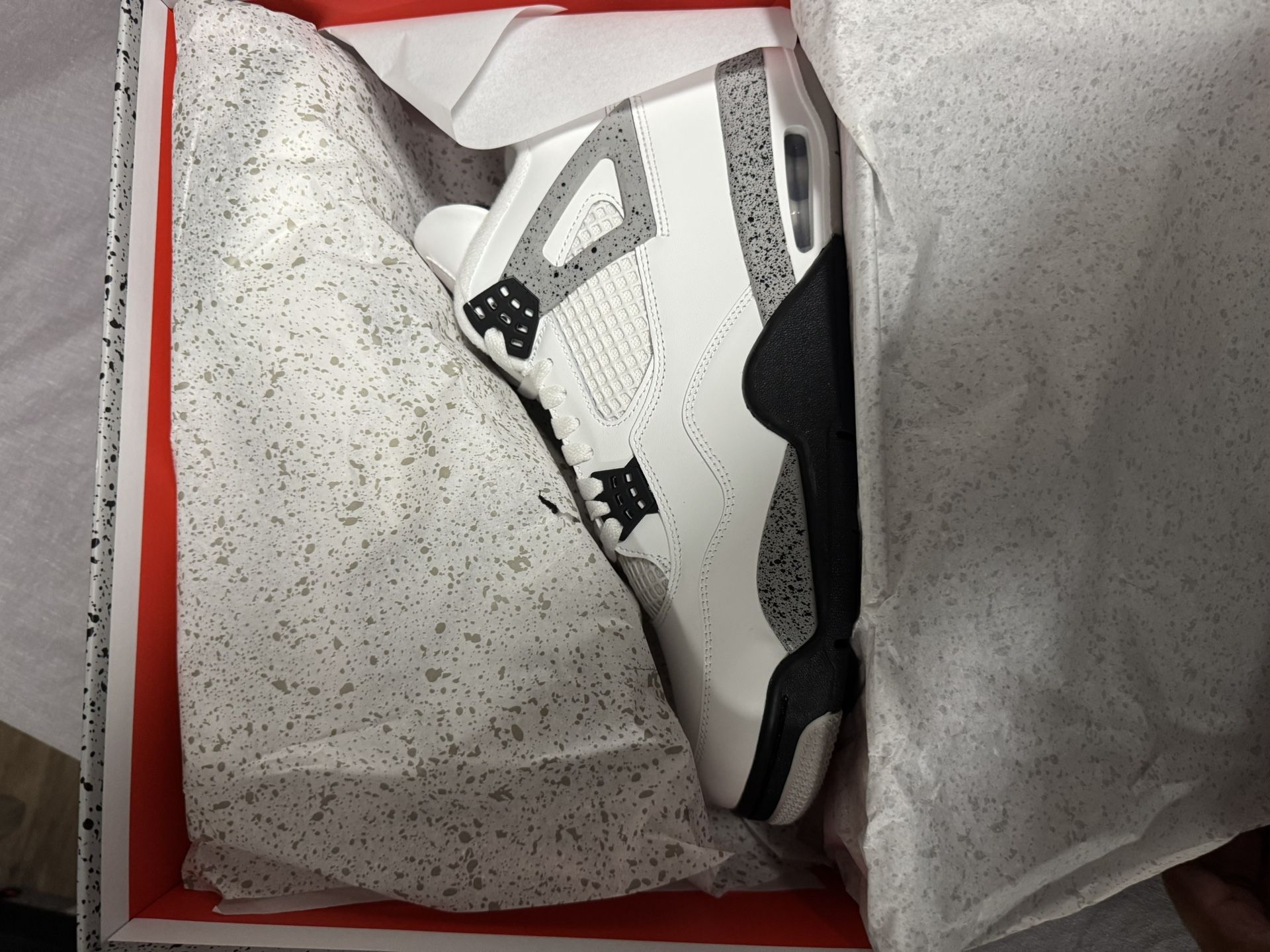 Jordan 4