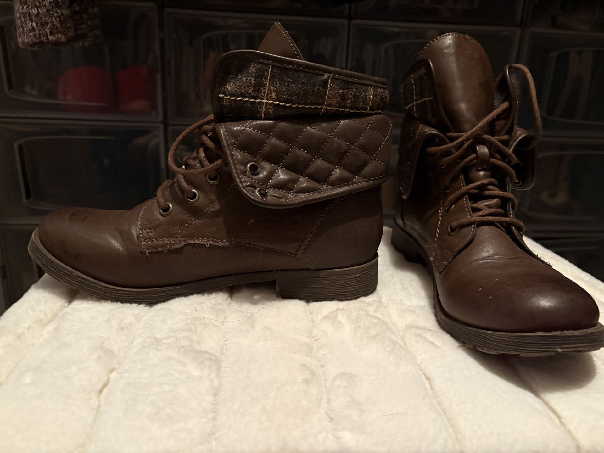 Short Boots