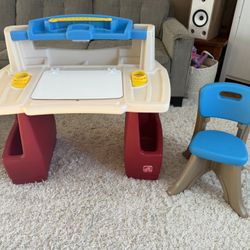 Step 2 Art Desk 