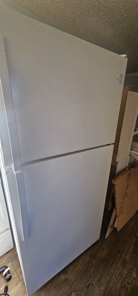 whirlpool fridge