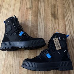 Palladium PALLASHOCK X DESTINY Witch Queen Black Boot Unisex Size Men’s 7.5 Women 9