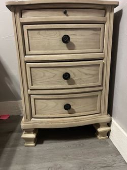 Night stand