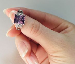 NEW Beautiful Statement Ring AAA Zircon Purple Stone