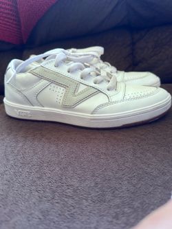 Vans lowland
