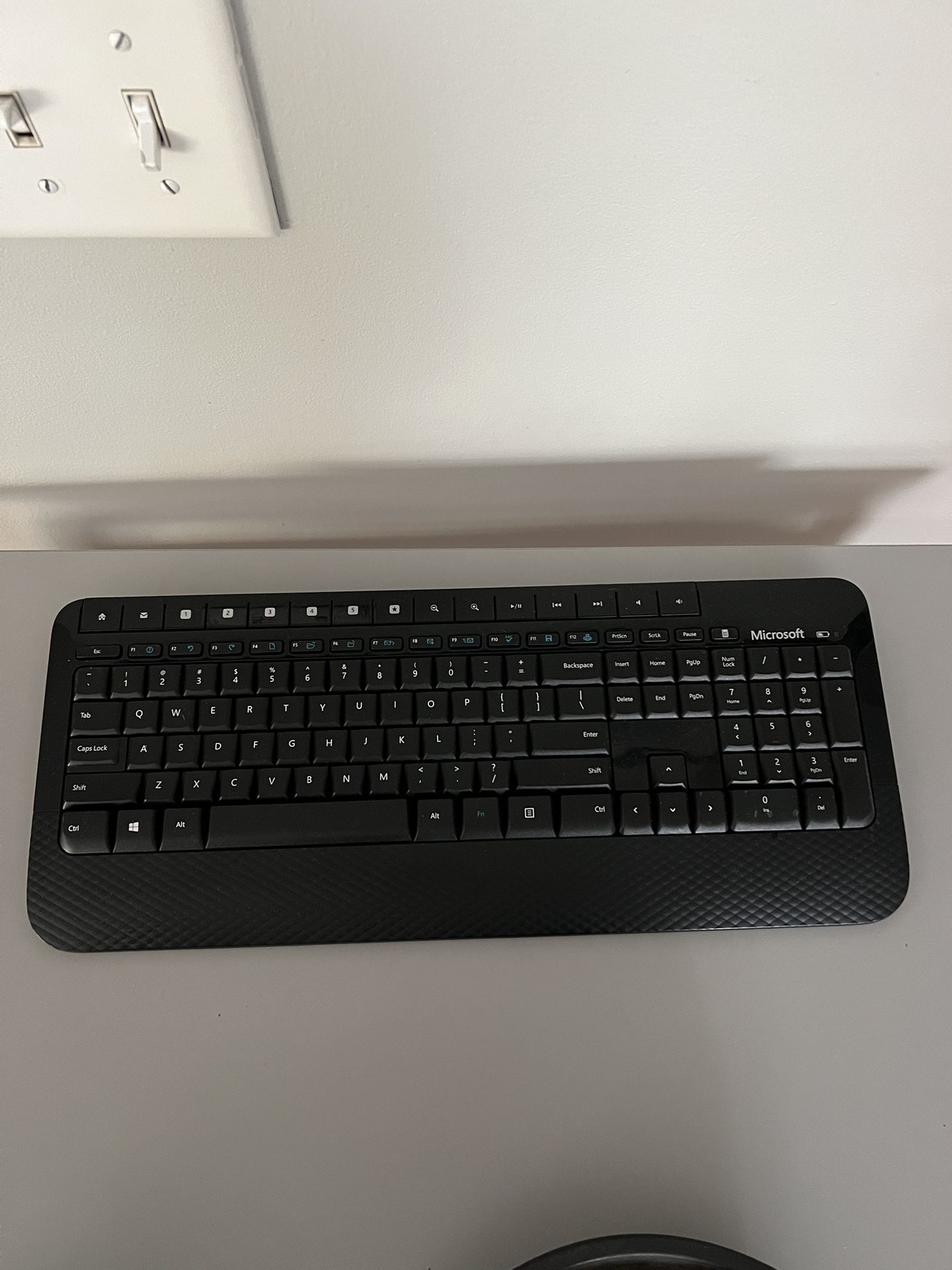 Microsoft Bluetooth Keyboard 