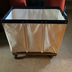Large Laundry Cart In Wheels