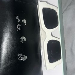 Off White Glasses 