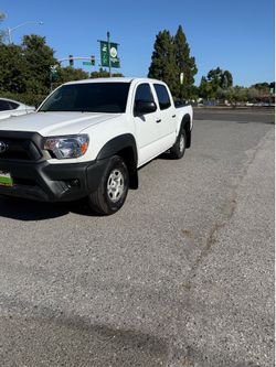 2012 Toyota tacoma