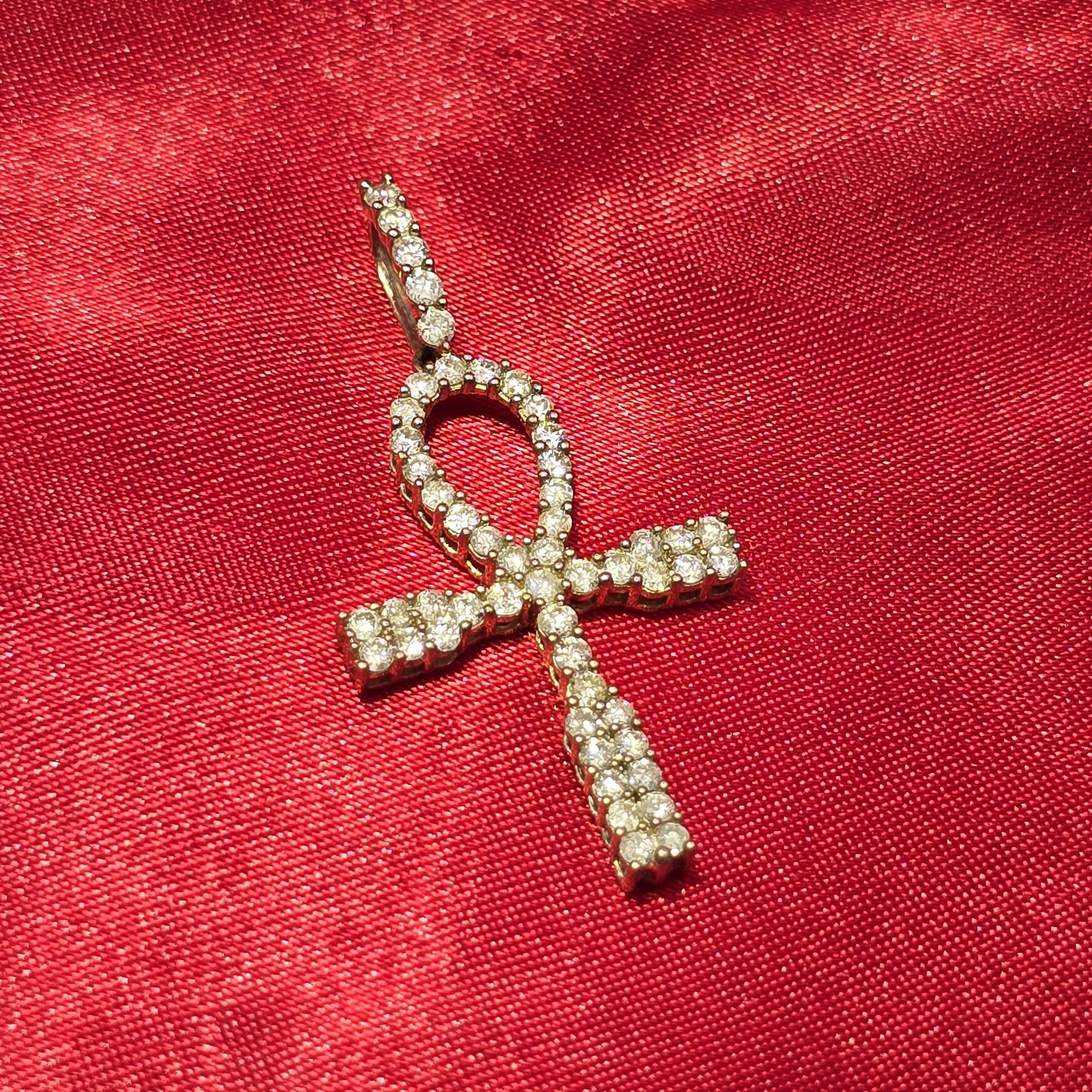 10k Yellow Gold Diamond One Row Prong Ankh Cross Pendant 1.25 ctw