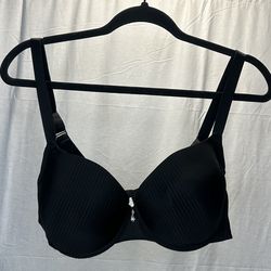 black underwire bra with textured stripes.