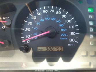 2000 Toyota Land Cruiser Thumbnail