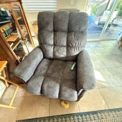 Electric lift chair