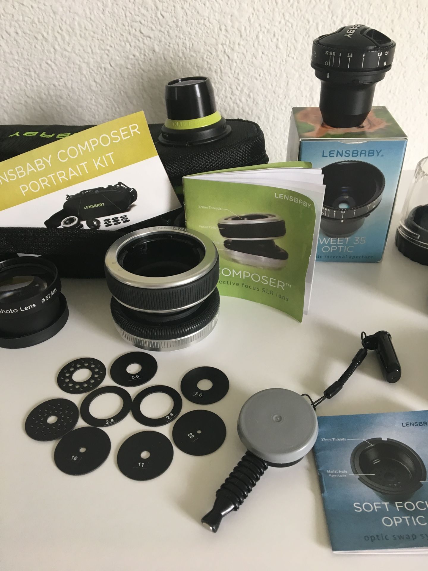 Lensbaby Composer Portrait kit plus 2 extra lenses