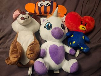 4 Plush Toys