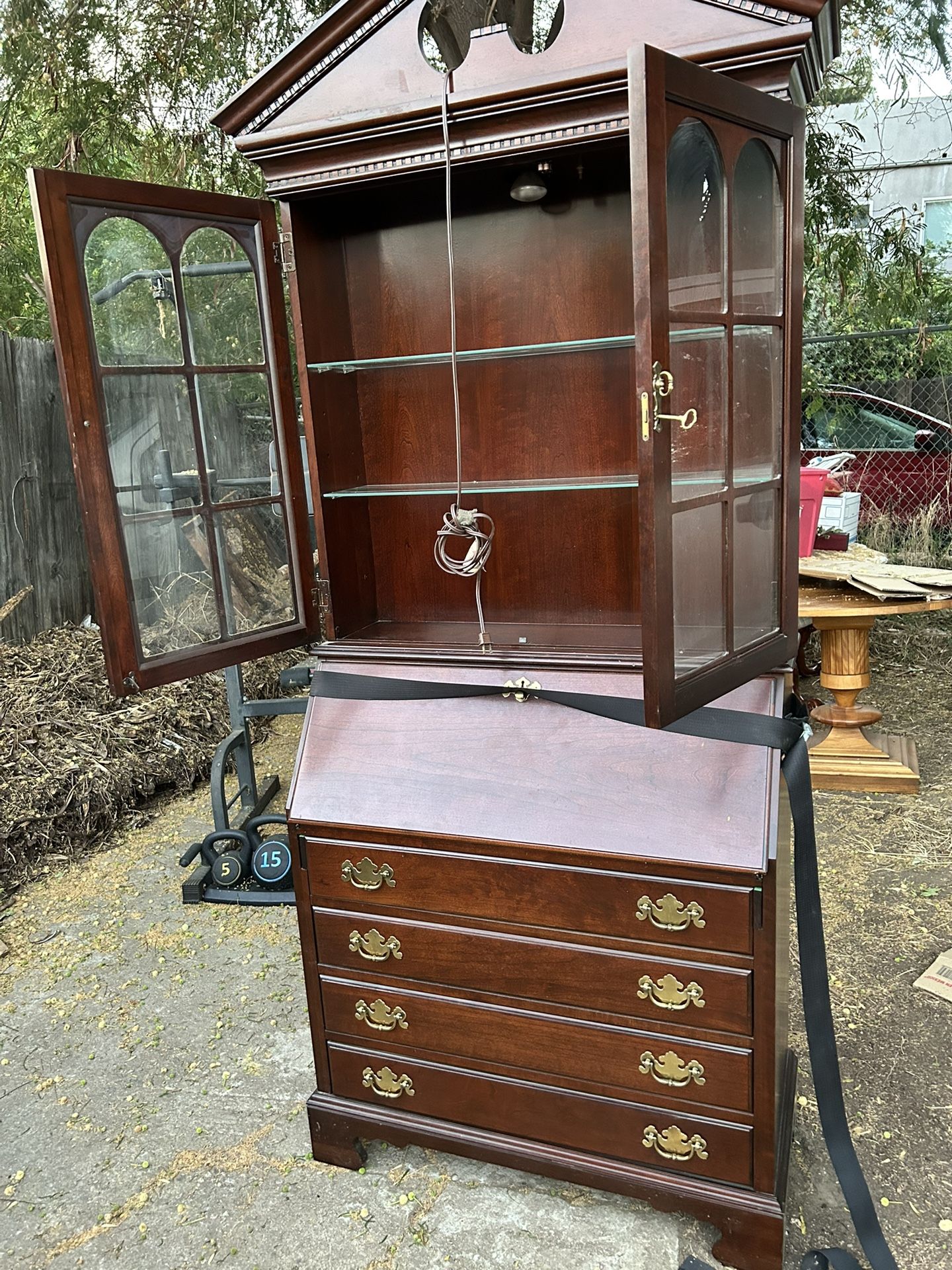 VINTAGE CASPER CABINETE SECRETARY DESK WITH LIGHT AND KEY
